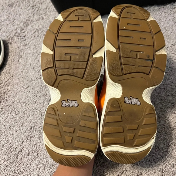 Coach women’s C152 Sig Tech runner sneaker size 7.5 - Picture 7 of 10